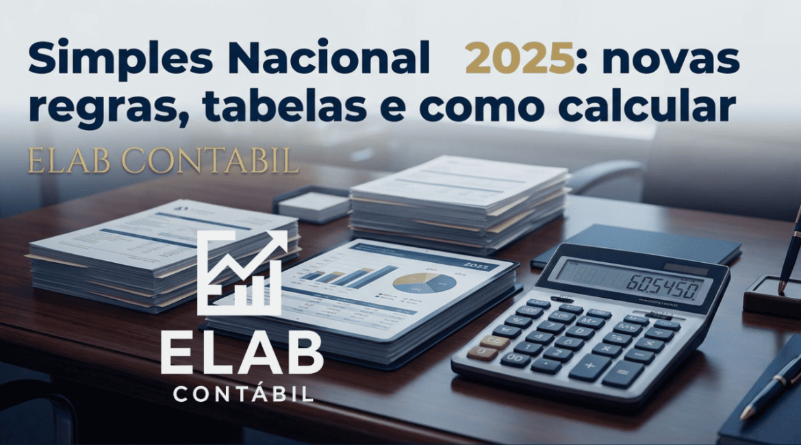 Documentos, calculadora e caneta sobre mesa simbolizando cálculo do Simples Nacional 2025